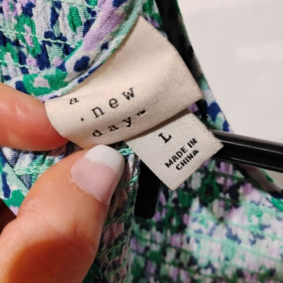 A New Day Womens L Green Smocked Floral‎ Dress Flowy Wedding Holiday - Picture 2 of 7